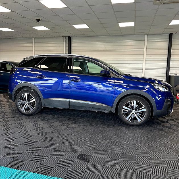 PEUGEOT 3008 1.5 BlueHdi 130 cv Allure Business Garantie 12 mois