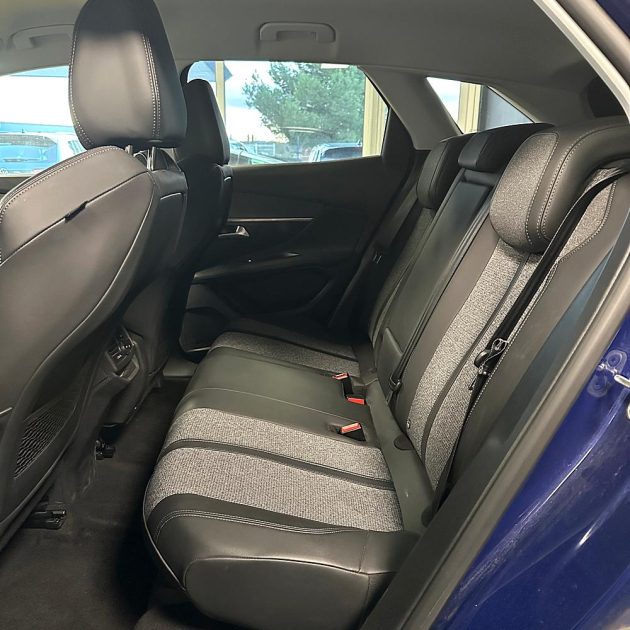 PEUGEOT 3008 1.5 BlueHdi 130 cv Allure Business Garantie 12 mois