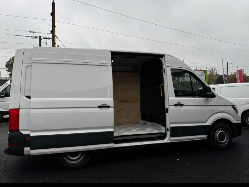 VOLKSWAGEN CRAFTER 2022