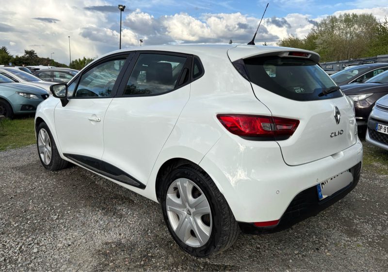 RENAULT CLIO 2015