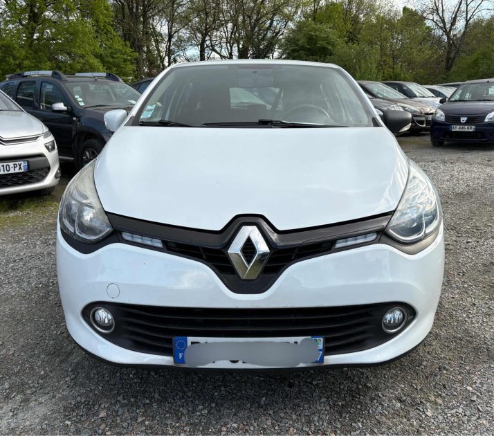 RENAULT CLIO 2015