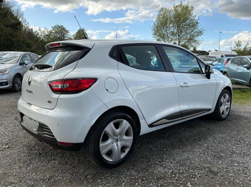 RENAULT CLIO 2015