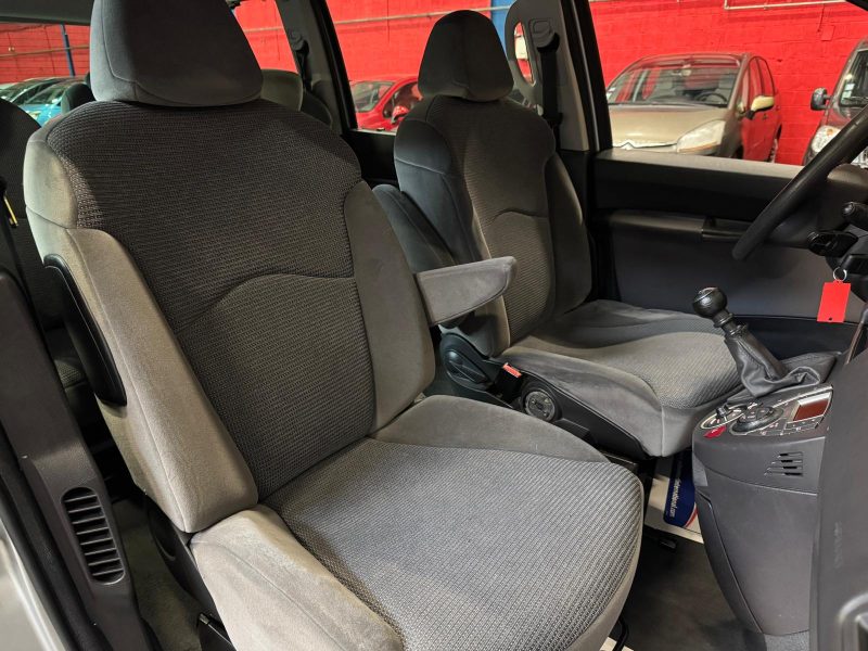 PEUGEOT 807 2.0 HDI 110 Navteq On Board