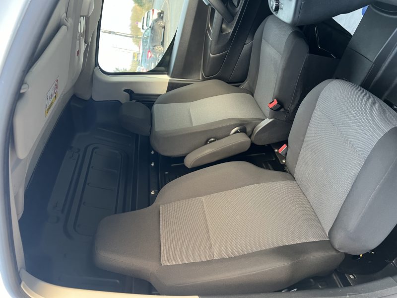 PEUGEOT PARTNER 2021