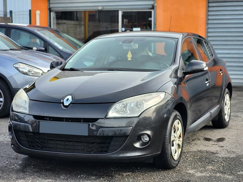 RENAULT MEGANE 3 III 2008