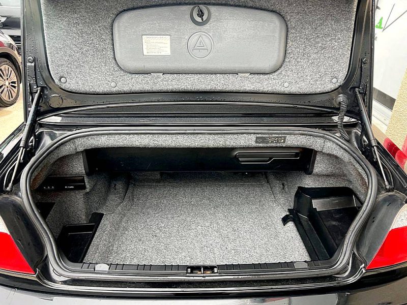 BMW 330i Cabrio 3.0l Pack M 231ch - Garantie 6 mois