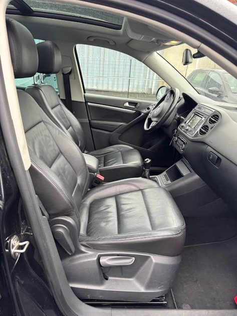 VOLKSWAGEN  TIGUAN  2015