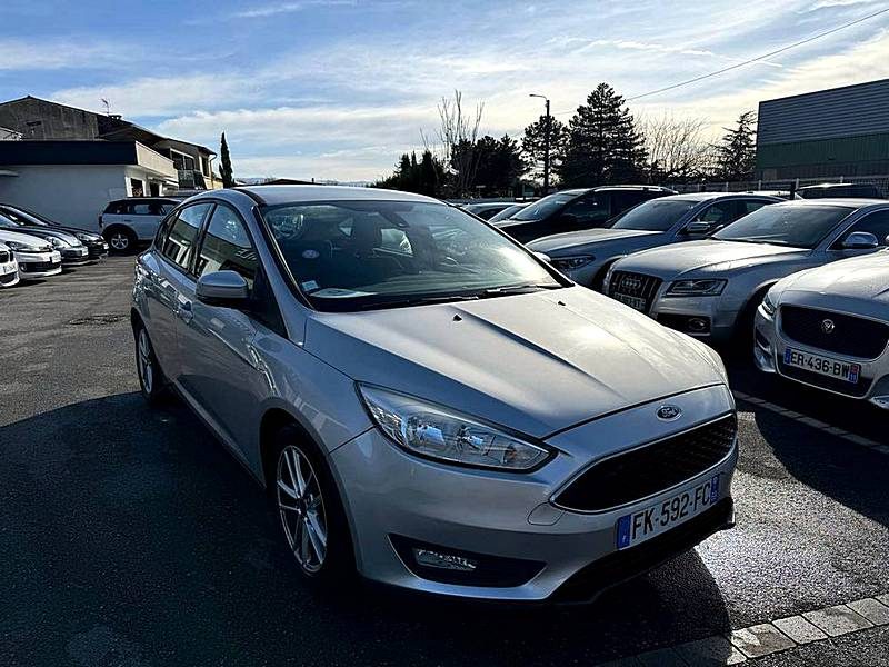 FORD FOCUS 1.6 TI VCT 125CH BVA GARANTIE BOITE AUTO