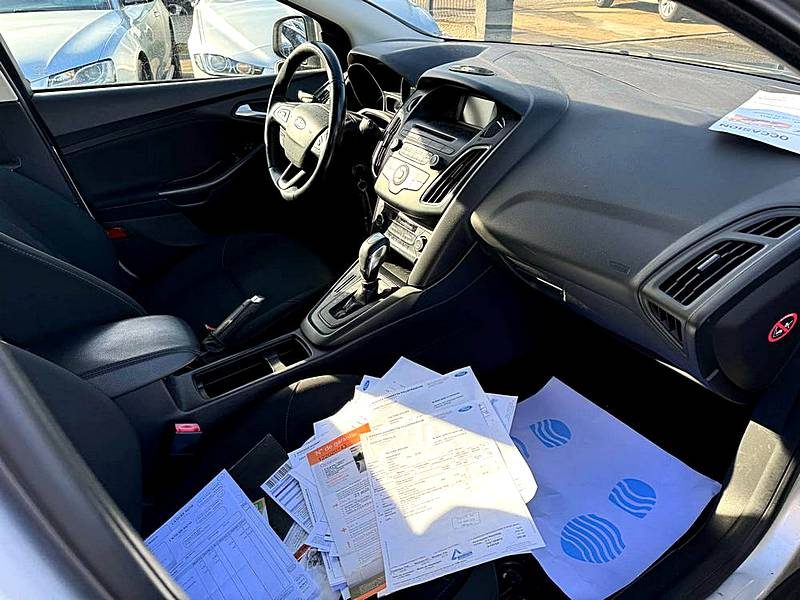 FORD FOCUS 1.6 TI VCT 125CH BVA GARANTIE BOITE AUTO