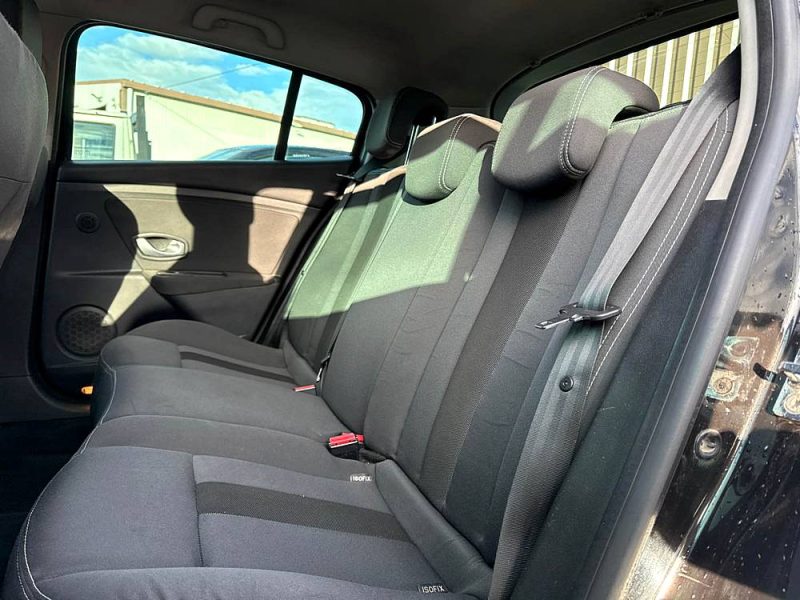 RENAULT MEGANE III 1.5 dCi 110 eco2 Authentique