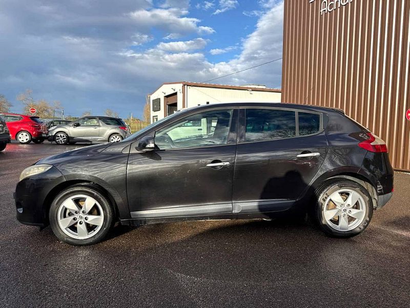 RENAULT MEGANE III 1.5 dCi 110 eco2 Authentique