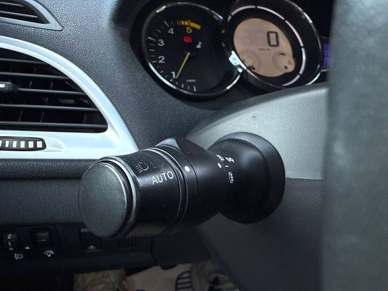 RENAULT MEGANE III 1.5 dCi 110 eco2 Authentique