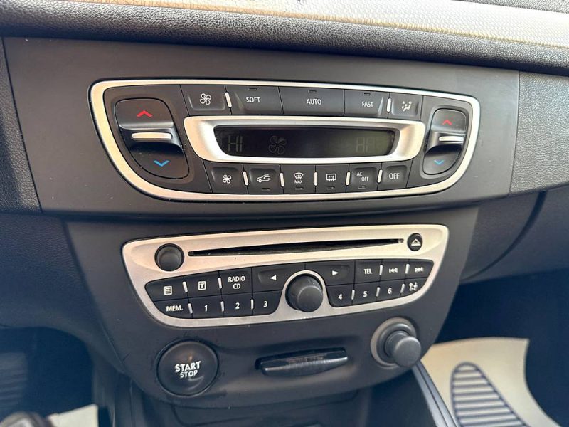 RENAULT MEGANE III 1.5 dCi 110 eco2 Authentique