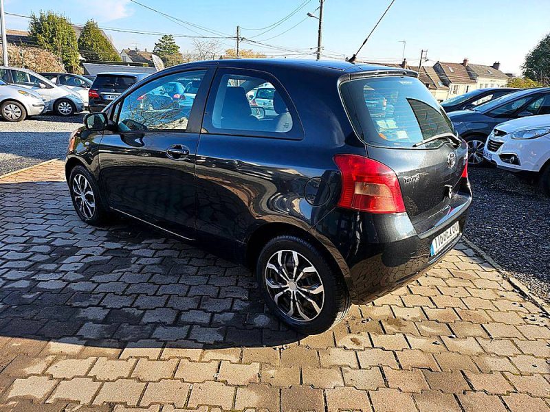 TOYOTA YARIS II 1.0L VVTI 12V 68CV *LUNA* / REVISEE&GARANTIE 