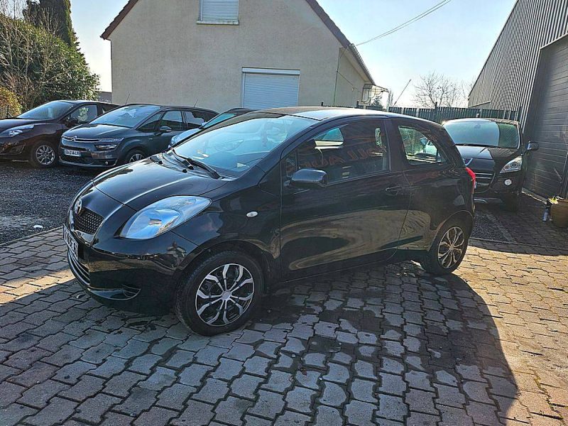 TOYOTA YARIS II 1.0L VVTI 12V 68CV *LUNA* / REVISEE&GARANTIE 