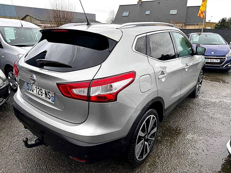 NISSAN QASHQAI 1.6 DCI 130 TEKNA