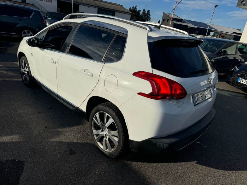 PEUGEOT 2008 2015