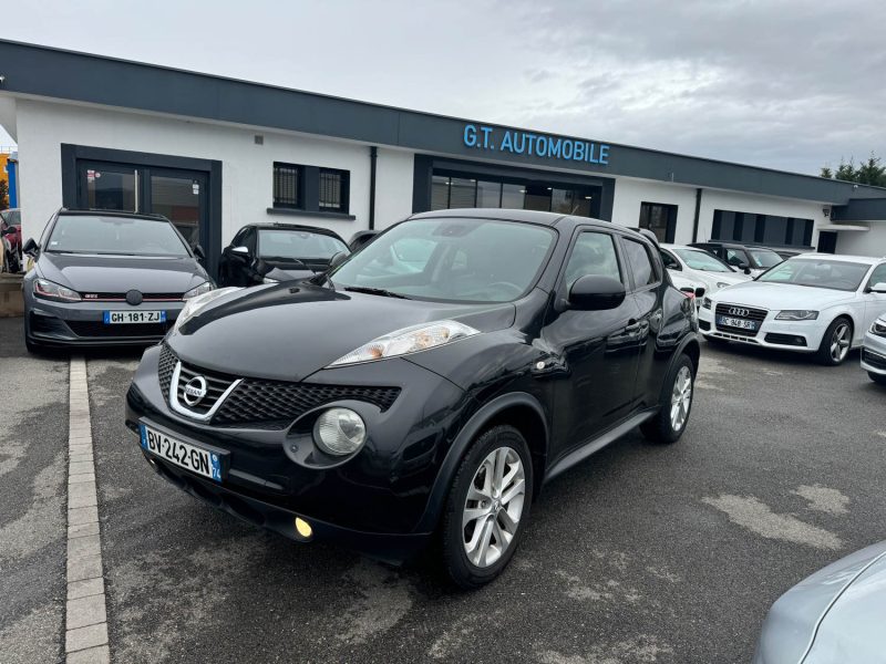 NISSAN JUKE 2011