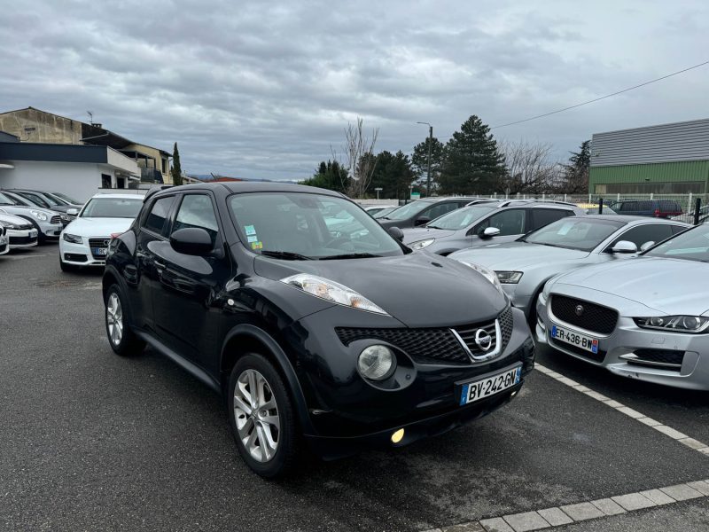 NISSAN JUKE 2011