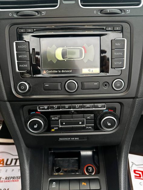 VOLKSWAGEN GOLF VI  0001