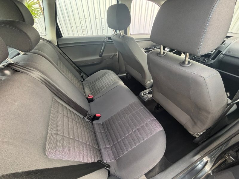 VOLKSWAGEN POLO 2007