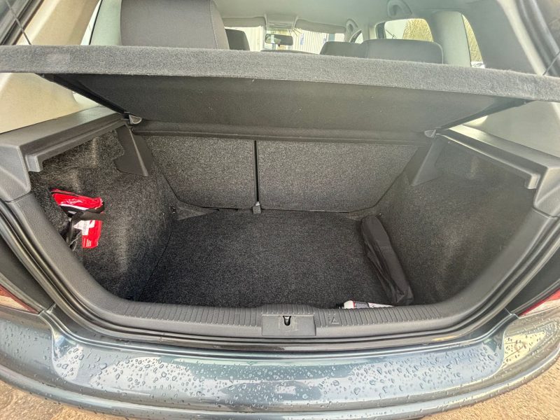 VOLKSWAGEN POLO 2007