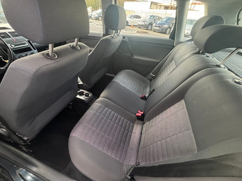 VOLKSWAGEN POLO 2007