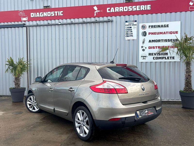 RENAULT MEGANE 2011