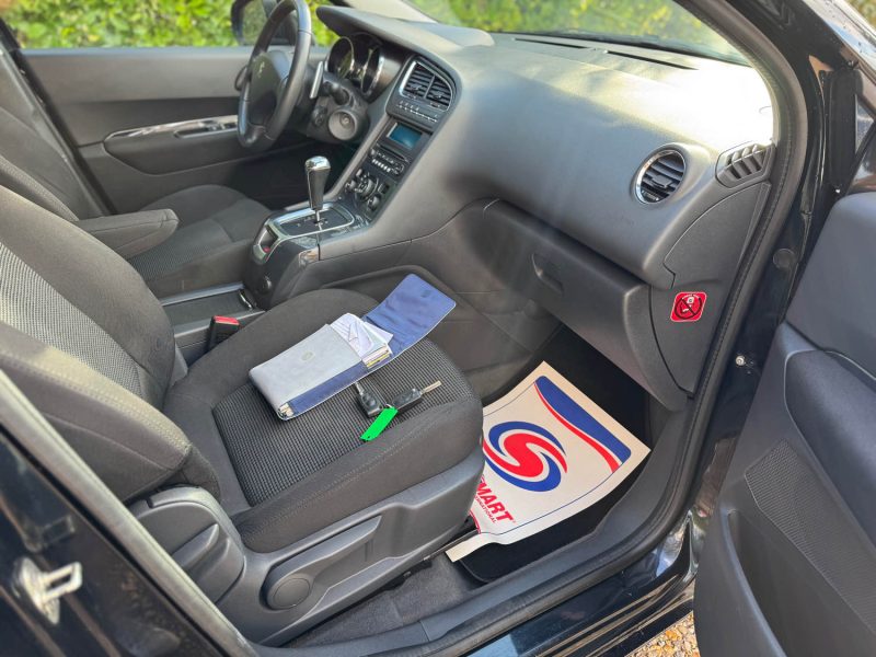 PEUGEOT 5008 2011 Boite Automatique