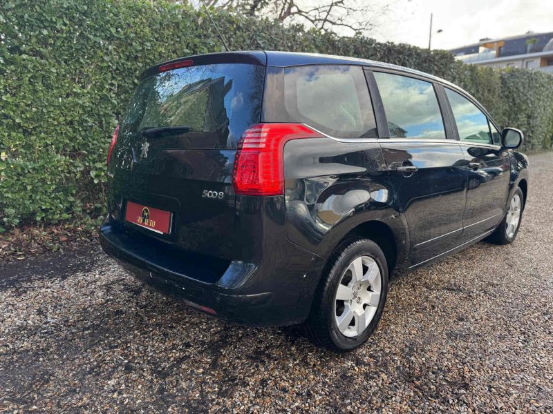 PEUGEOT 5008 2011 Boite Automatique