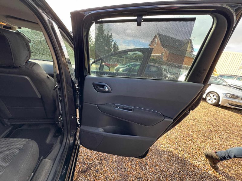 PEUGEOT 5008 2011 Boite Automatique