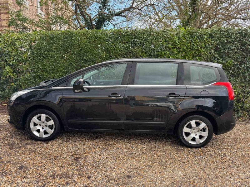 PEUGEOT 5008 2011 Boite Automatique