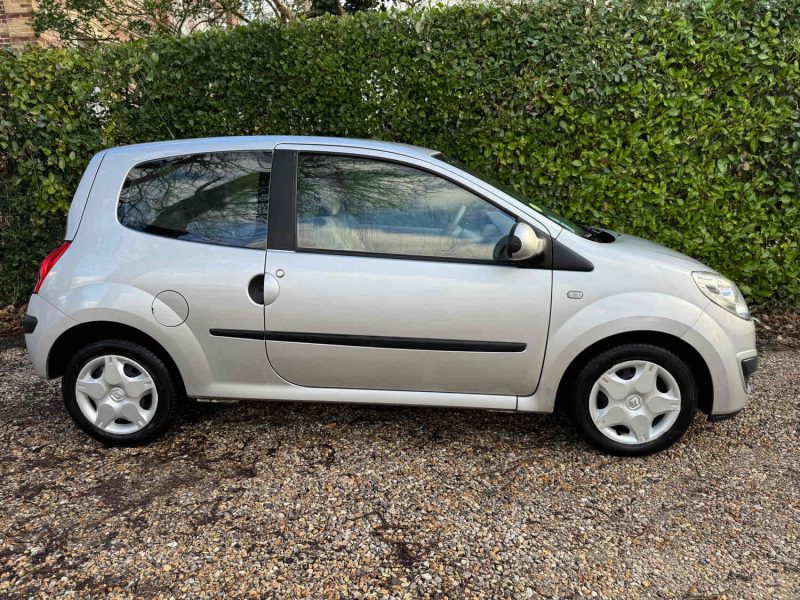 RENAULT TWINGO 2008 1.2 i 