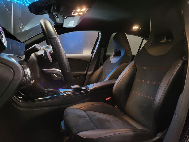 MERCEDES CLASSE A 200 163cv AMG LINE / ENTRETIEN COMPLET MERCEDES + CARPLAY + SIEGES CHAUFFANTS /