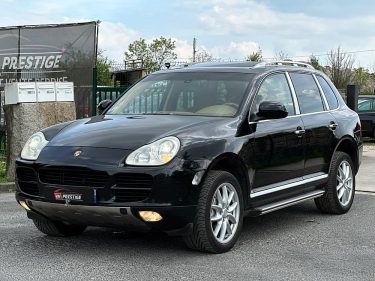 PORSCHE CAYENNE 2005