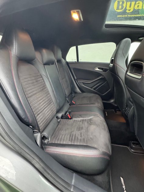 MERCEDES-BENZ CLASSE CLA 0001