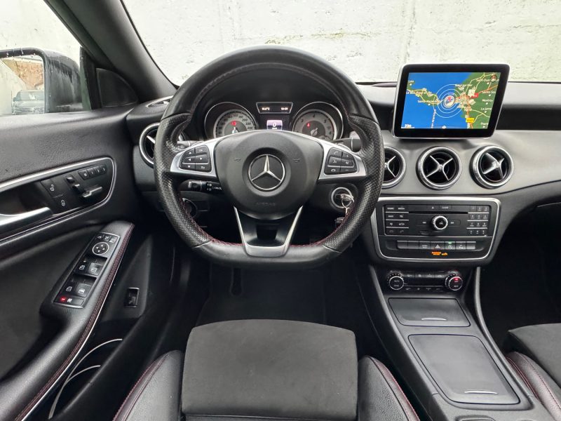 MERCEDES-BENZ CLASSE CLA 0001