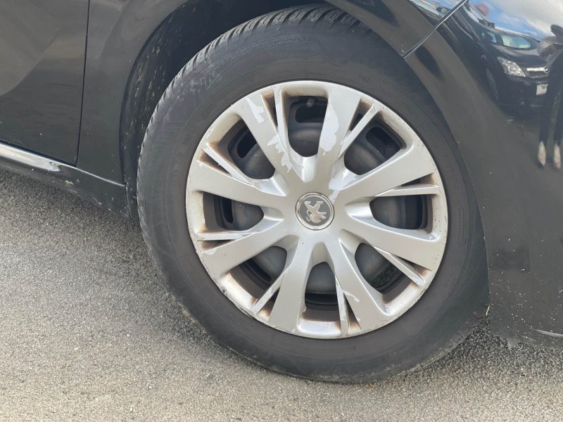 PEUGEOT 208 1.6L BLUEHDI 75 CH URBAN SOUL 5P GARANTIE 6 MOIS