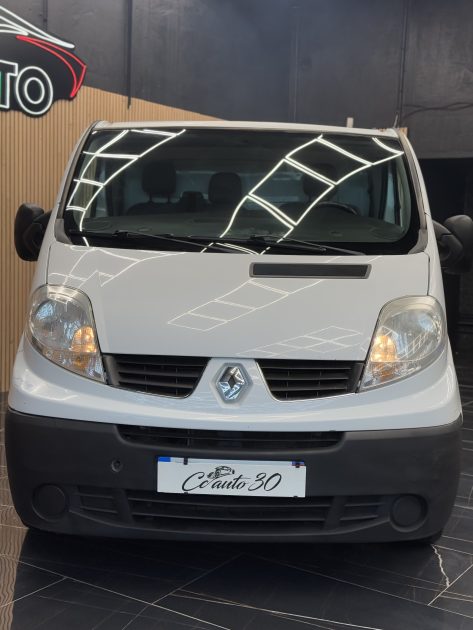 RENAULT TRAFIC 2008