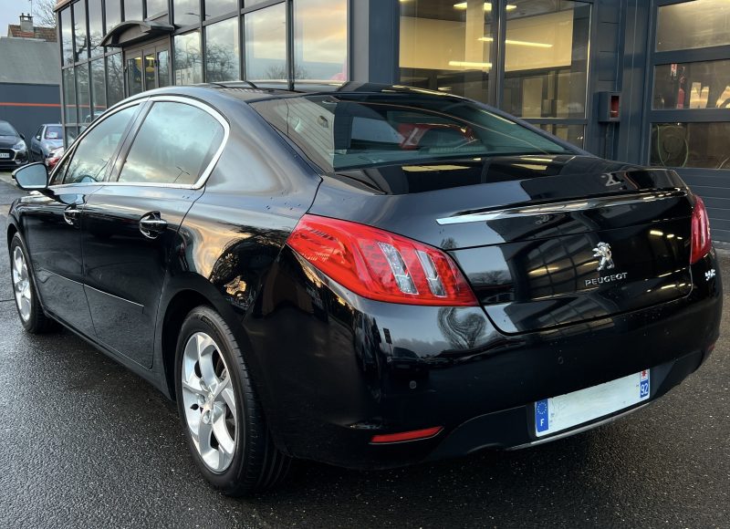 PEUGEOT 508 FELINE 2.0 HDI 140 Cv KEYLESS INTERIEUR CUIR GPS BLUETOOTH TETE HAUTE BVM6 Garantie 1 an