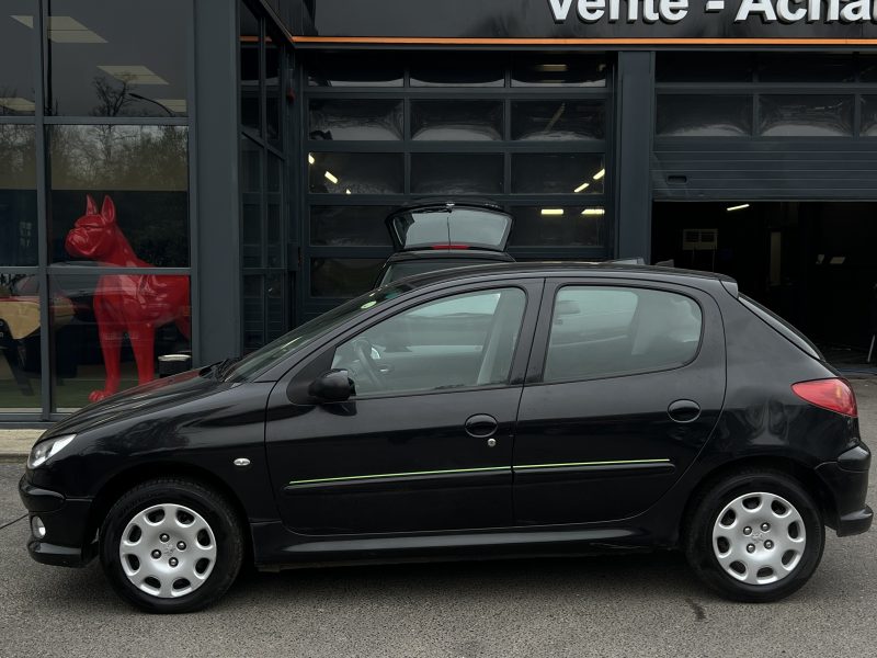 PEUGEOT 206 X-BOX 1.4 75 PREMIERE MAIN 79 900 Kms 5 PORTES CLIMATISATION CRIT AIR 2 - GARANTIE 1 AN