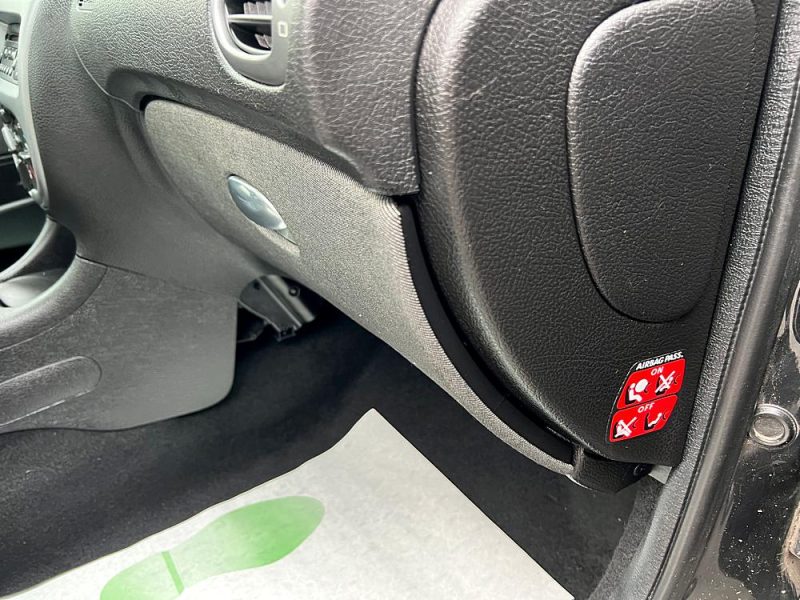 PEUGEOT 206 X-BOX 1.4 75 PREMIERE MAIN 79 900 Kms 5 PORTES CLIMATISATION CRIT AIR 2 - GARANTIE 1 AN