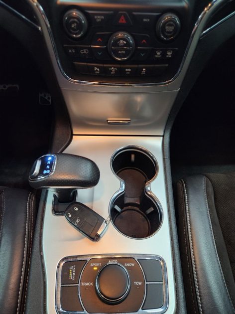 JEEP GRAND CHEROKEE SRT 6.4 V8 468 BVA8*PANO*CAMERA*H/K