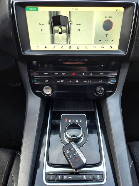 JAGUAR F-PACE 3.0 V6 380 S AWD 4X4 BVA8*VIRTUAL*MERIDIAN*CAMERA*JAGUAR F-PACE 3.0 V6 380 S AWD 4X4 B