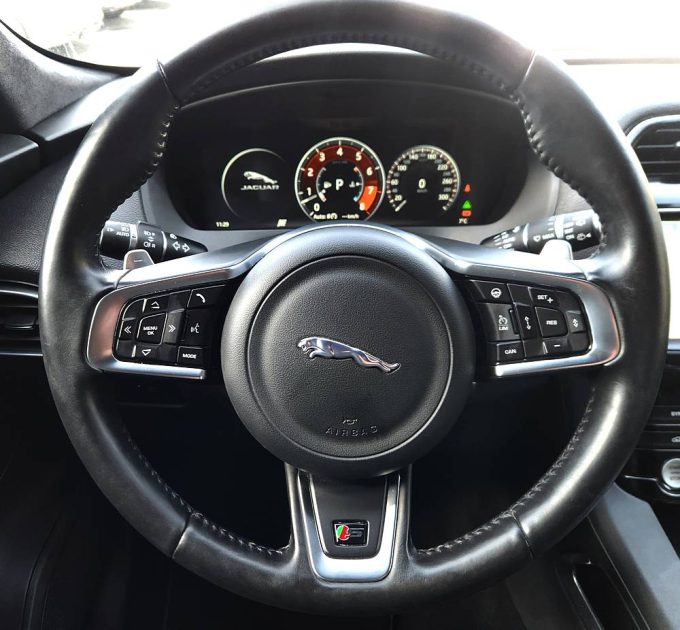 JAGUAR F-PACE 3.0 V6 380 S AWD 4X4 BVA8*VIRTUAL*MERIDIAN*CAMERA*JAGUAR F-PACE 3.0 V6 380 S AWD 4X4 B