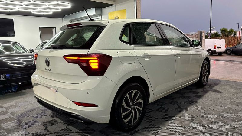 VOLKSWAGEN POLO 2023