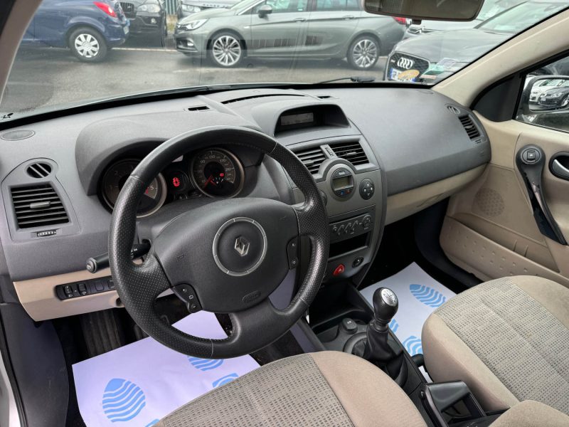 RENAULT MEGANE 2008