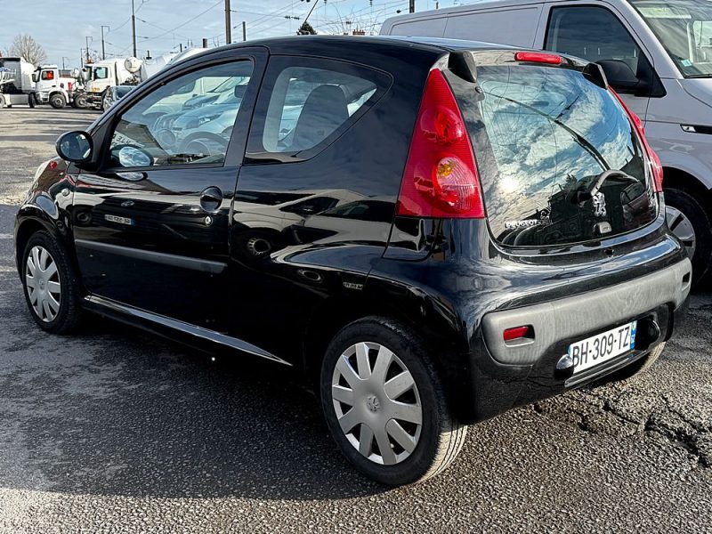 PEUGEOT 107 2009