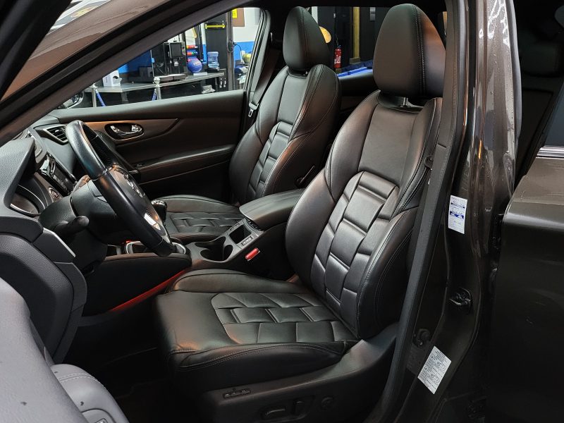 NISSAN QASHQAI II 1.7 BluedCi 150cv Tekna+ 4X2 BVM6