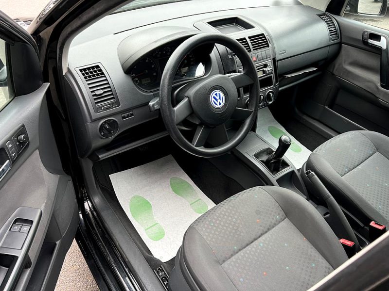 VOLKSWAGEN POLO  IV 1.2 55 Cv PREMIERE MAIN / 5 PORTES BLUETOOTH / ORIGINE FRANCE - GARANTIE 1 AN